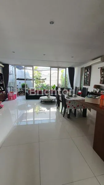 image RUMAH LISBON PAKUWON INDAH 2 LANTAI LOKASI STRATEGIS (5)