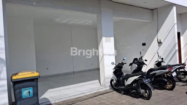 image TOKO BARU SIAP PAKAI – LOKASI STRATEGIS JALAN RAYA PERERENAN  (6)