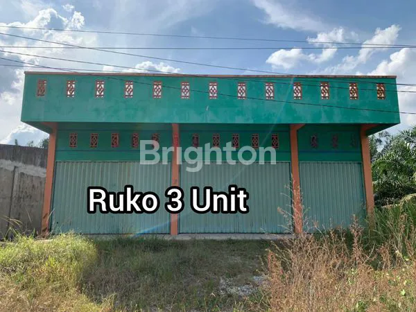image RUKO 3 UNIT STRATEGIS DI LINTAS SUMATERA, DEKAT PERBATASAN SIAK (1)
