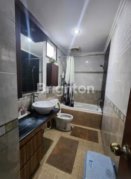 image RUMAH NYAMAN 2 LANTAI DENGAN 5 KAMAR – LOKASI STRATEGIS DEKAT STASIUN DEPOK LAMA (5)