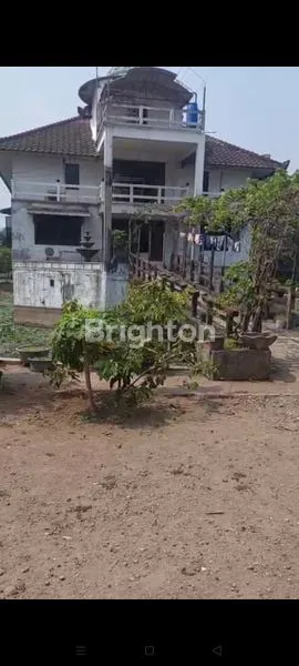 DIJUAL RUMAH USAHA – LOKASI STRATEGIS DI TROWULANCOCOK UNTUK CAFé, RESTORAN, HOMESTAY.