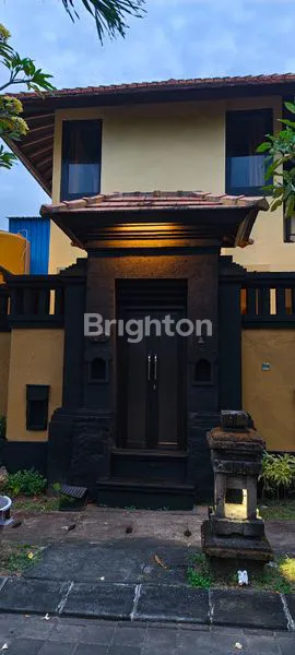 image DIJUAL VILLA TAMAN MUMBUL ADA KOLAM RENANG  (2)