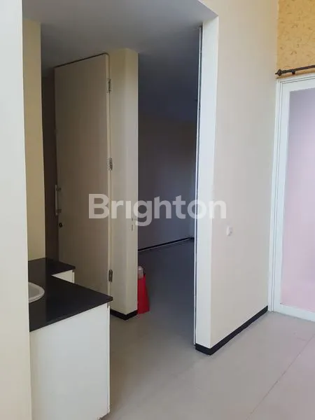 image RUMAH ASRI DI TAMAN PUSPA RAYA CITRALAND  SURABAYA (8)