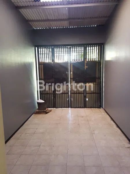 image RUMAH ASRI DI TAMAN PUSPA RAYA CITRALAND  SURABAYA (5)