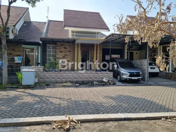 image RUMAH ASRI DI TAMAN PUSPA RAYA CITRALAND  SURABAYA (1)