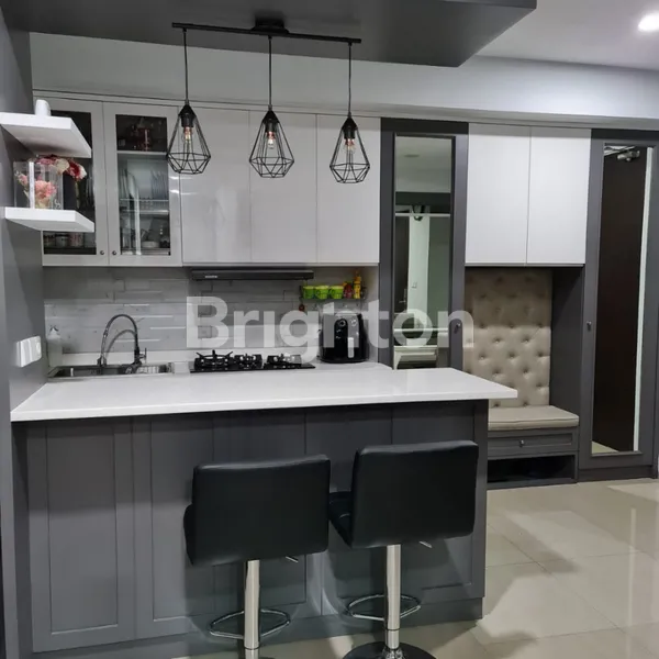 APARTEMEN MEWAH 3BR DEKAT BANDARA, LANTAI CANTIK ,FULL FURNISHED CITRA LAKE SUITES,KALIDERES,JAKBAR