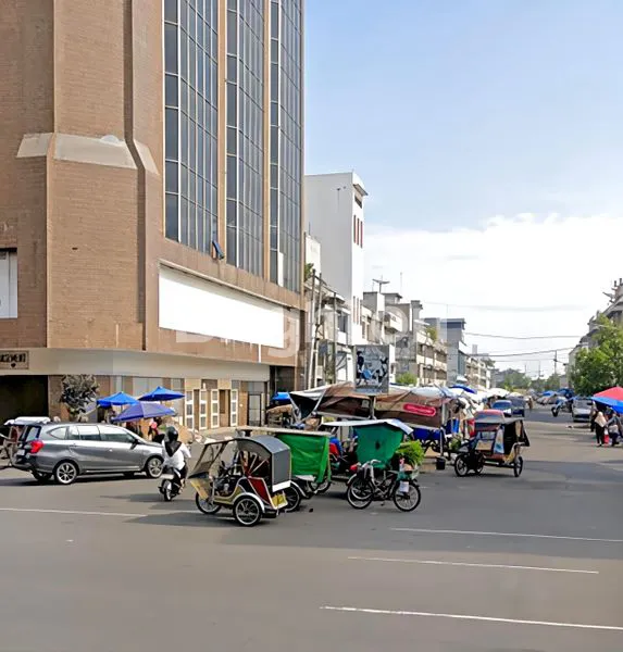 image TERMURAH JAUH UNDER MARKET RUKO PANJANG 29,95 JL. BULAN LOKASI STRATEGIS SIAP BUKA USAHA (4)