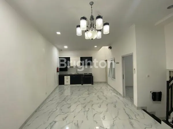 image RUMAH 2 LANTAI DI MERUYA (4)