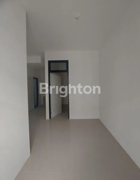 image DISEWAKAN RUMAH SURABAYA BARAT PAKAL REGENCY ONE BABATAN SIAP NEGO (2)