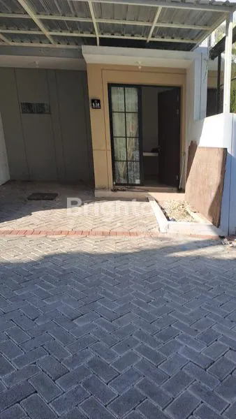 image DISEWAKAN RUMAH SURABAYA BARAT PAKAL REGENCY ONE BABATAN SIAP NEGO (4)