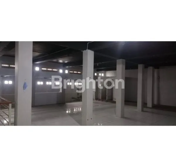 image RUKO RUMAH USAHA 3 LANTAI TENGAH KOTA JOMBANG (6)