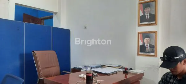 image DIJUAL RUMAH 3 LANTAI – LOKASI STRATEGIS DEKAT JALAN UTAMA JUNJUNAN DALAM DEKAT GRIYA PASTEUR BANDUNG  (1)