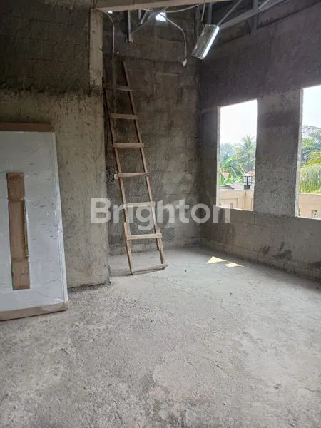 image LOKASI STRATEGIS DEKAT PINTU TOL KARANGGAN ,RUMAH 2 LANTAI DENGAN LT 107M² ,GUNUNG PUTRI , BOGOR (8)