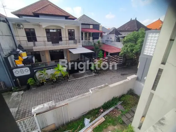 image DI JUAL RUMAH DENGAN LUAS 230M DI DENPASAR BARAT  (6)