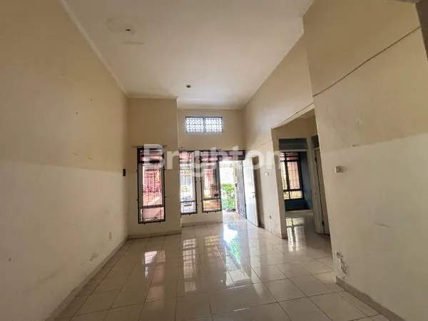 image RUMAH ASRI 2KT SPRING GARDEN REGENCY - SIAP HUNI, LT 126 (4)