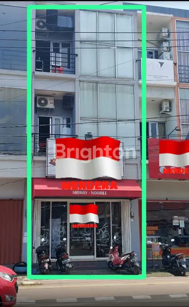 RUKO 3 LANTAI DI JALAN MOH. SUYUDI