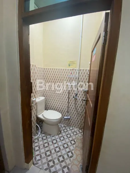 image KOST MEWAH 70 KAMAR FULL PENGHUNI DEKAT UNS, INCOME FANTASTIS! (8)