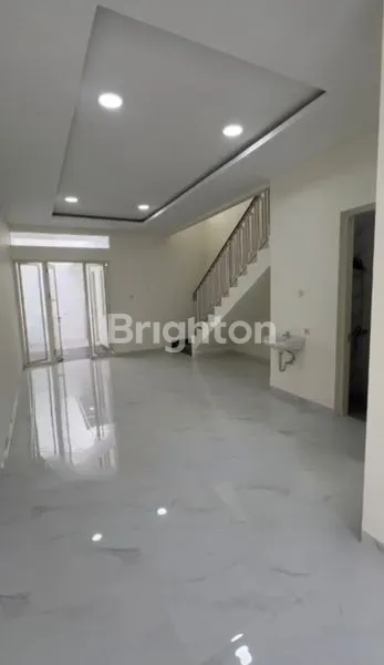 image RUMAH MINIMALIS 2 LANTAI JEMURSARI (6)