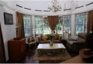 image RUMAH DENGAN TANAH LUAS SANGAT BAGUS UNTUK BUTIK  HOTEL GUEST HOUSE ATAU RUMAH SENI DI DAGO BANDUNG JAWA BARAT (5)
