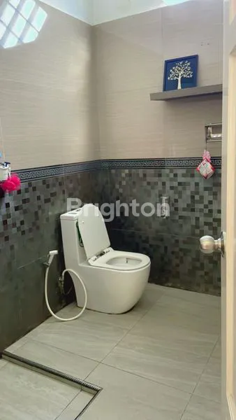 image DIJUAL RUMAH MEWAH CANTIK SIAP HUNI (7)