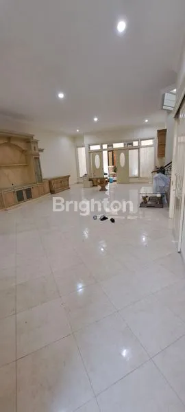 image RUMAH DARMO PERMAI TIMUR (3)