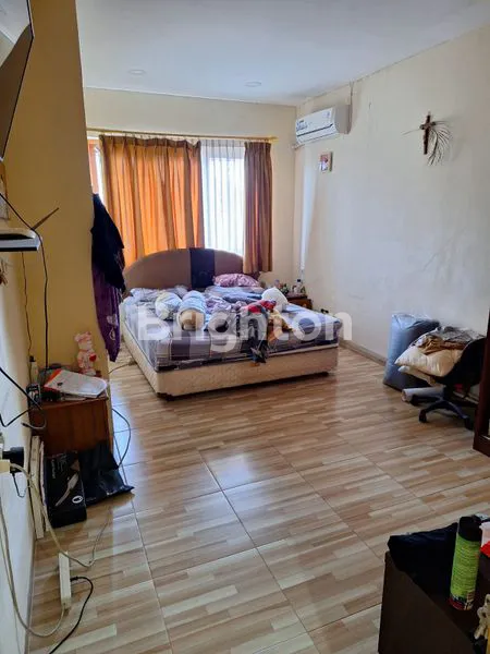 image RUMAH MEGAH 2,5 LANTAI SIAP HUNI DI SUNTER KIRANA - JAKUT (5)