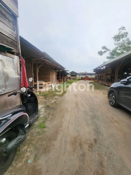 image TANAH JALAN RAYA RAJEG, COCOK UNTUK GUDANG, TERDAPAT BEBERAPA UKURAN SAMPAI DENGAN 8000 METER (3)