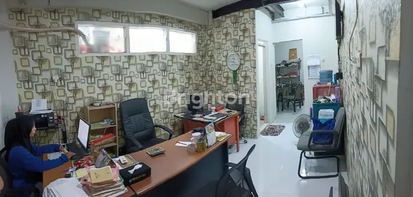 image GUDANG MANUKAN MUKTI SURABAYA (4)