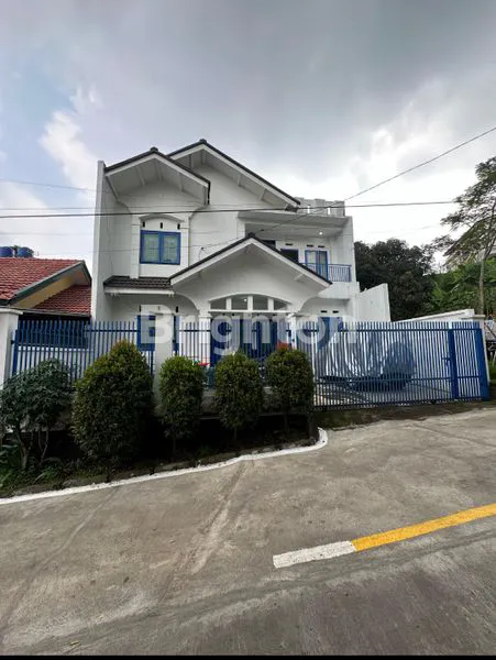 RUMAH SANGAT NYAMAN, TENANG UDARA SEJUK. SETIABUDI REGENCI BANDUNG UTARA .JAWA BARAT INDONEAIA