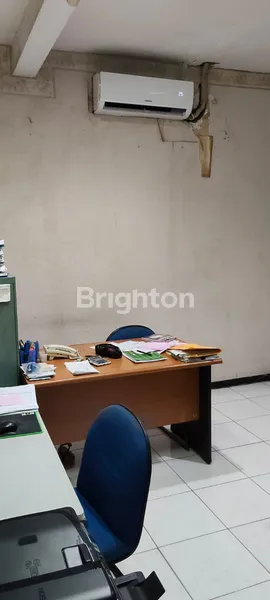 image RUKO 3,5 LANTAI DI TEMBOK DUKUH SURABAYA  (3)