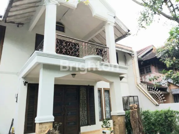 image RUMAH MEWAH 420M² DI BINTARO SEKTOR 1, 5KT, GARASI LUASTHIS TITLE (57 CHARACTERS) HIGHLIGHTS KEY SELLING POINTS:- PROPERTY SIZE (420M²)- PRIME LOCATION (BINTARO SEKTOR 1)- NUMBER OF BEDROOMS (5KT)- LARGE GARAGE CAPACITY- PREMIUM PROPERTY CATEGORY ( (1)
