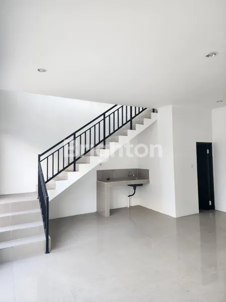 image GUDANG STRATEGIS AKSES LANGSUNG JALAN DAAN MOGOT (5)