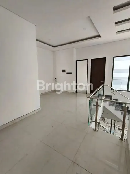 image RUMAH DI DARMO PERMAI TIMUR NEW GRESS (6)