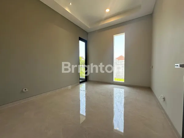 image RUMAH BARU MINIMALIS MODERN 3 LANTAI CITRALAND DEKAT UC, GWALK, GRAHA DAN PAKUWON (5)