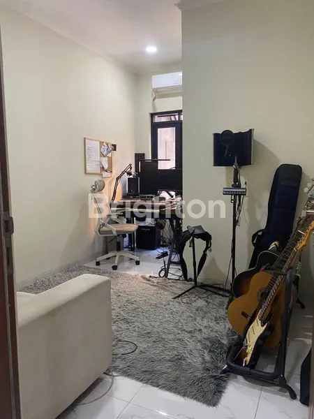 image RUMAH MODERN MINIMALIS ANTAPANI BANDUNG (4)