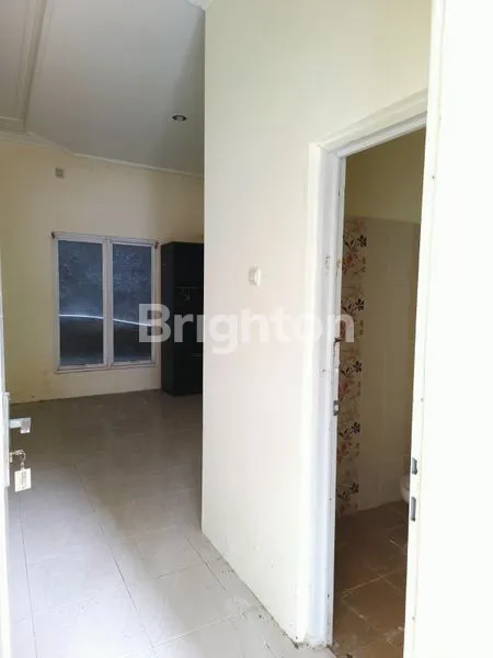 image KOST KOSAN 5 KAMAR PGRI SONOPAKIS  (6)