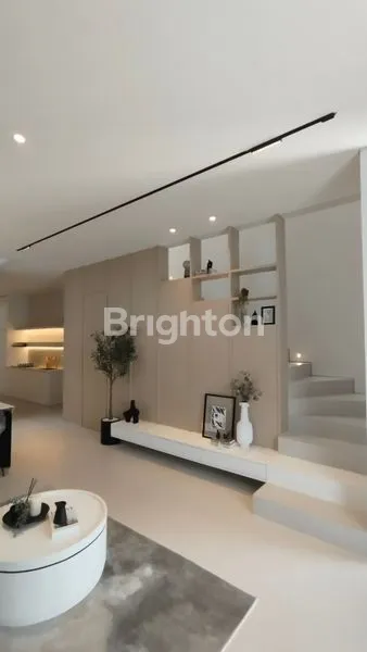 image RUMAH MEWAH 2 LANTAI DEKAT UNAIR, FULL FURNISH, ROW 3 MOBIL (4)