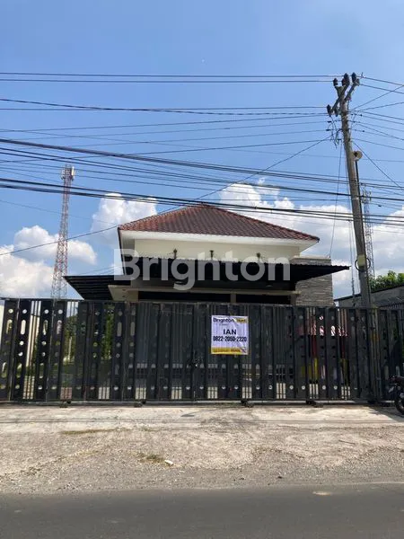 RUKO RUANG USAHA MEWAH PUSAT KECAMATAN