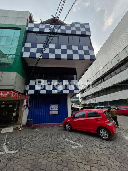 image RUKO RMI HOOK 3 LANTAI SIAP PAKAI, PARKIR LUAS, COCOK UNTUK KANTOR DAN USAHA LAINNYA, STRATEGIS SELANGKAH KE UBAYA NGAGEL NGINDEN (3)