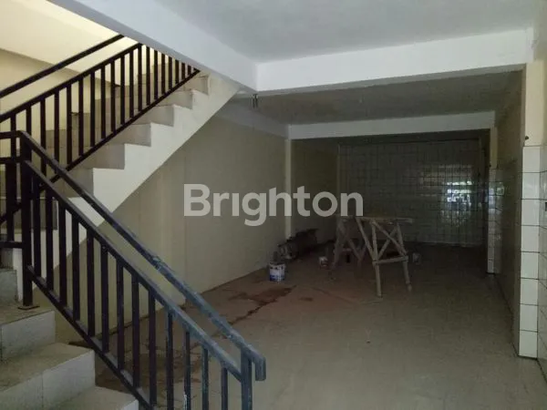 image RUKO DI LOKASI PALING DIMINATI 4,5 LANTAI SIAP USAHA (3)