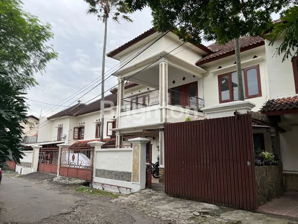 image RUMAH  KOST TENGAH KOTA AREA BUAH BUAHAN LANGSEP MALANG (1)