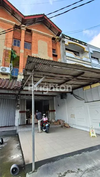 image RUKO STRATEGIS 3 LANTAI DI GATSU BARAT, COCOK UNTUK USAHA DAN KANTOR CABANG (8)