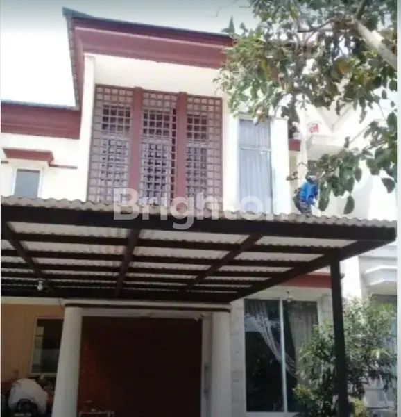 image RUMAH MEWAH COCOK UNTUK KELUARGA BESAR, BISA KPR (1)