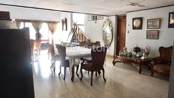 image DIJUAL RUMAH LUAS DI JAKARTA SELATAN (7)