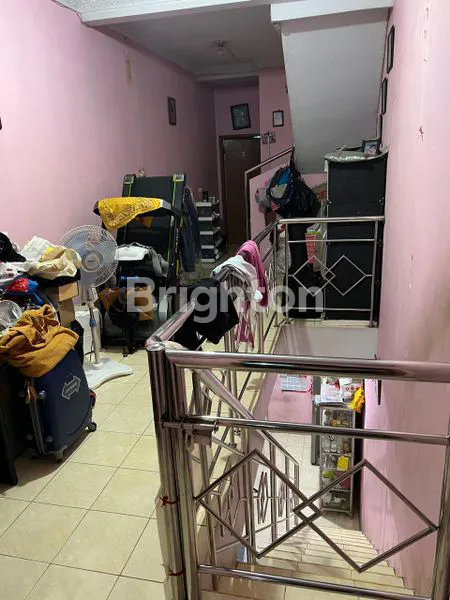 image RUMAH STRATEGIS 3 LANTAI DI JEMBATAN LIMA JAKARTA BARAT (7)