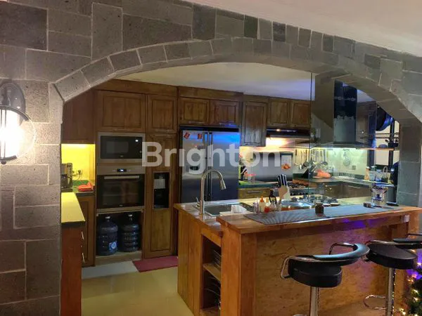 image RUMAH DAN USAHA MENYATU (2)