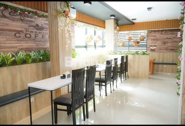 image RUKO LATUMENTEN 4.5 LANTAI BEKAS RESTORAN FULL RENOV (5)