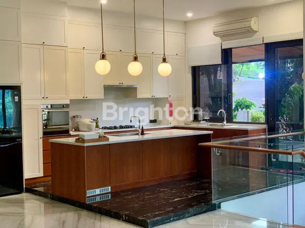 image RUMAH SUPER MEWAH SIAP PAKE (4)