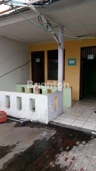 RUMAH 2 LANTAI STRATEGIS DI KAYU PUTIH, 5 KAMAR TIDUR COCOK RENOVASI