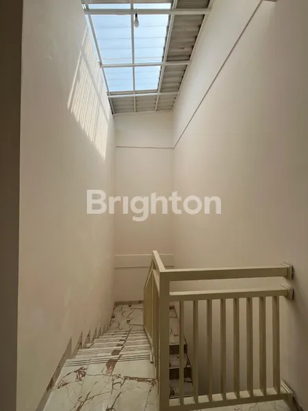 image DIJUAL CEPAT RUMAH KOST AKTIF DAN BARU 52 KAMAR DI TANJUNG DUREN (5)